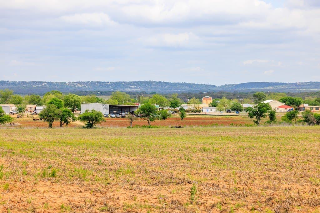 25.08 acres in Gillespie County - photo 33
