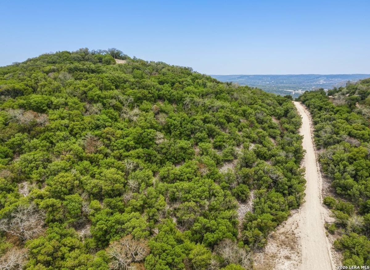 15.71 acres in Bandera County gallery image 4