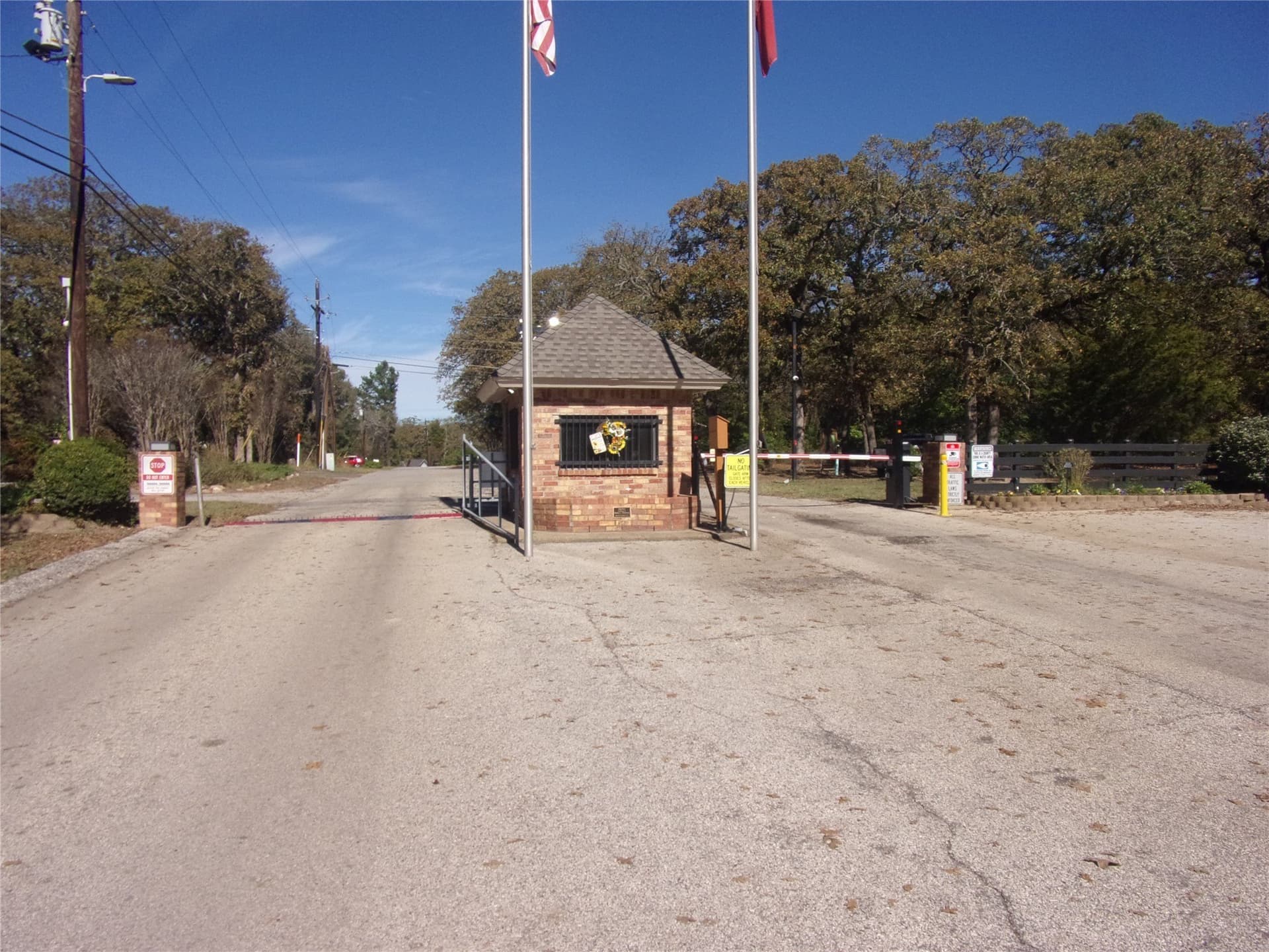 0.88 acres in Van Zandt County - photo 11