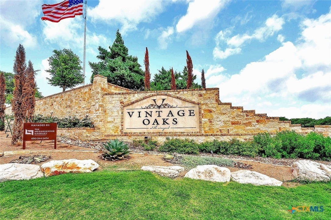 1.5 acres in Comal County - photo 12