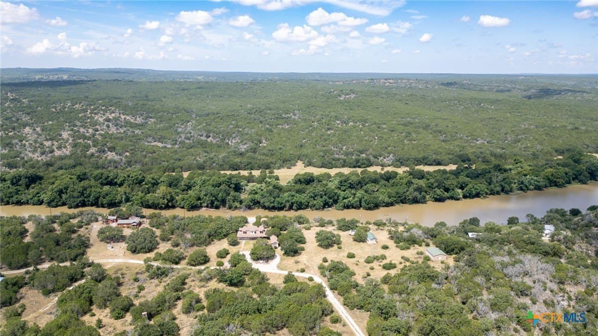 5.18 acres in Lampasas County - photo 8