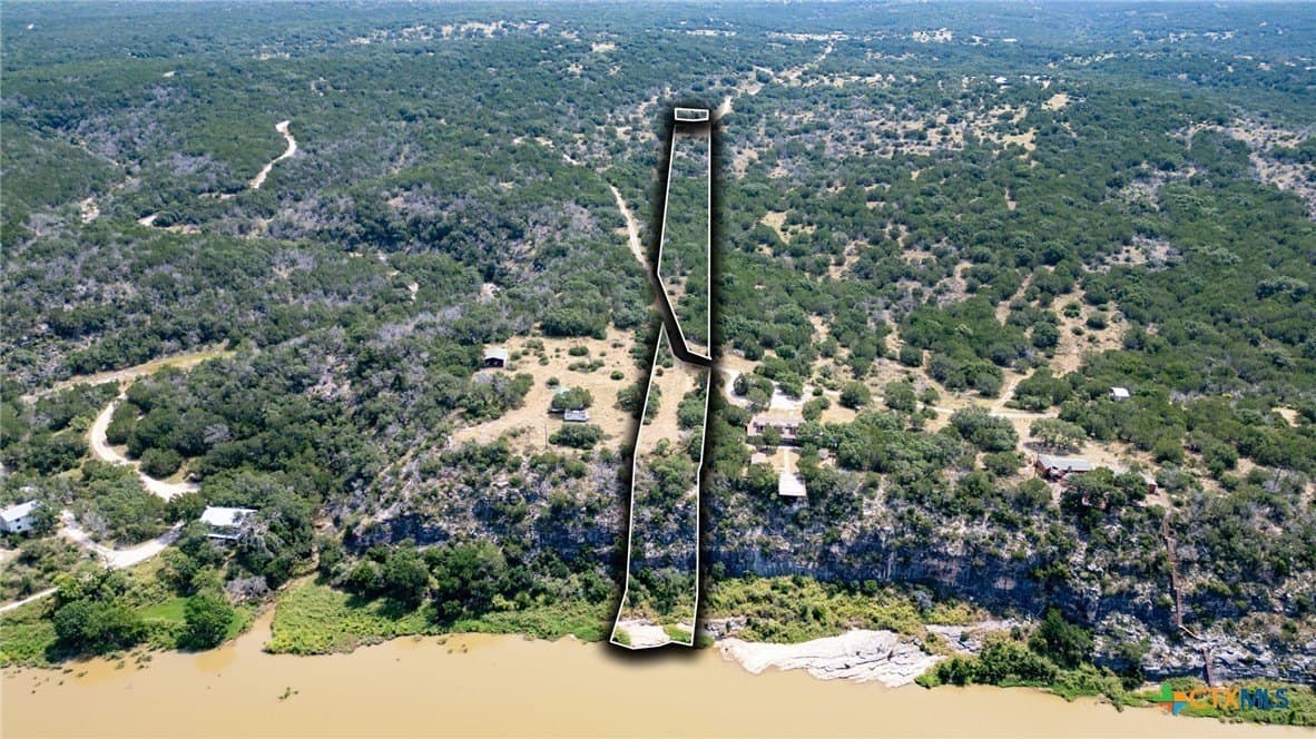 5.18 acres in Lampasas County gallery image 2