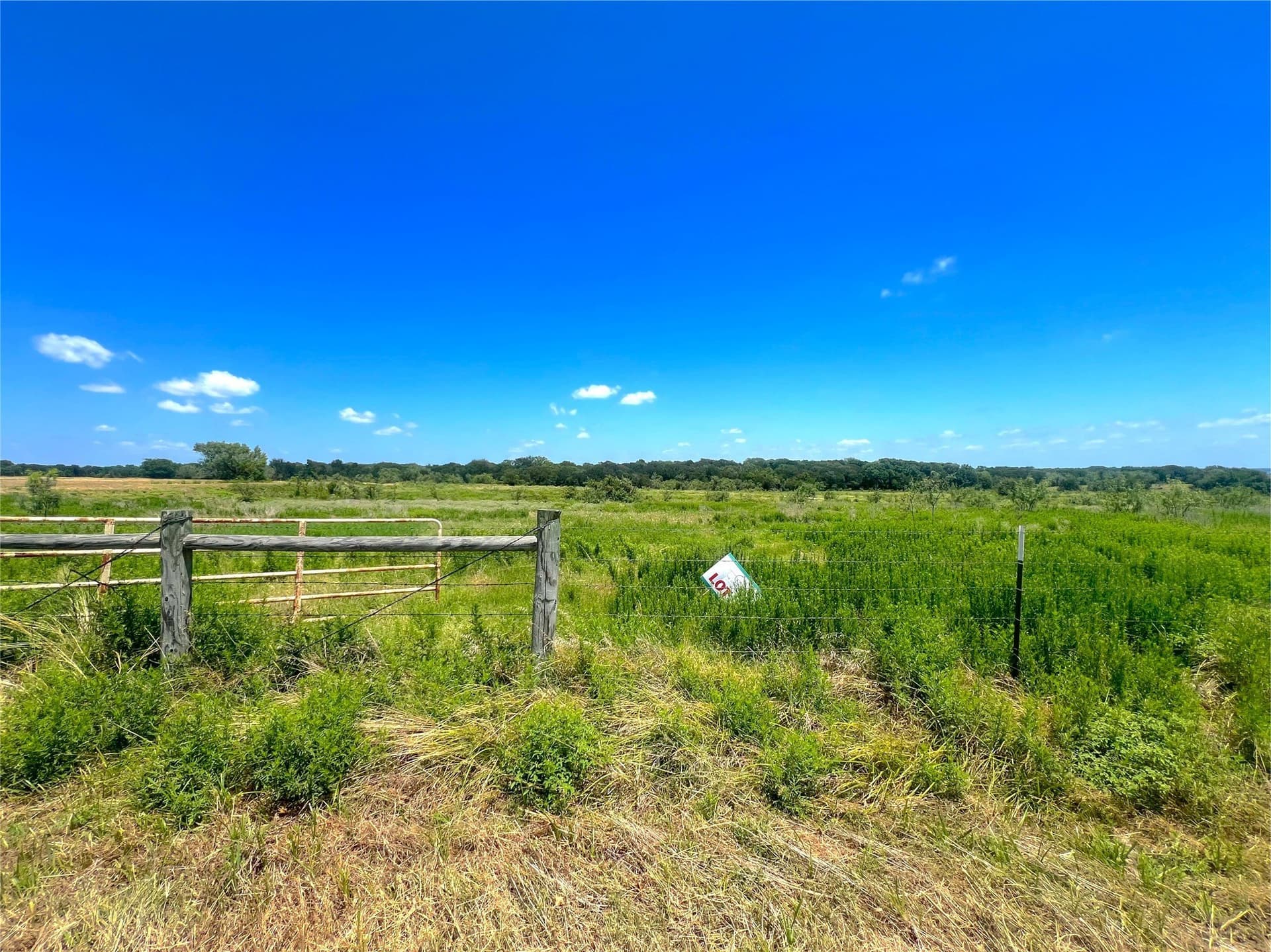 3.61 acres in Navarro County - photo 3