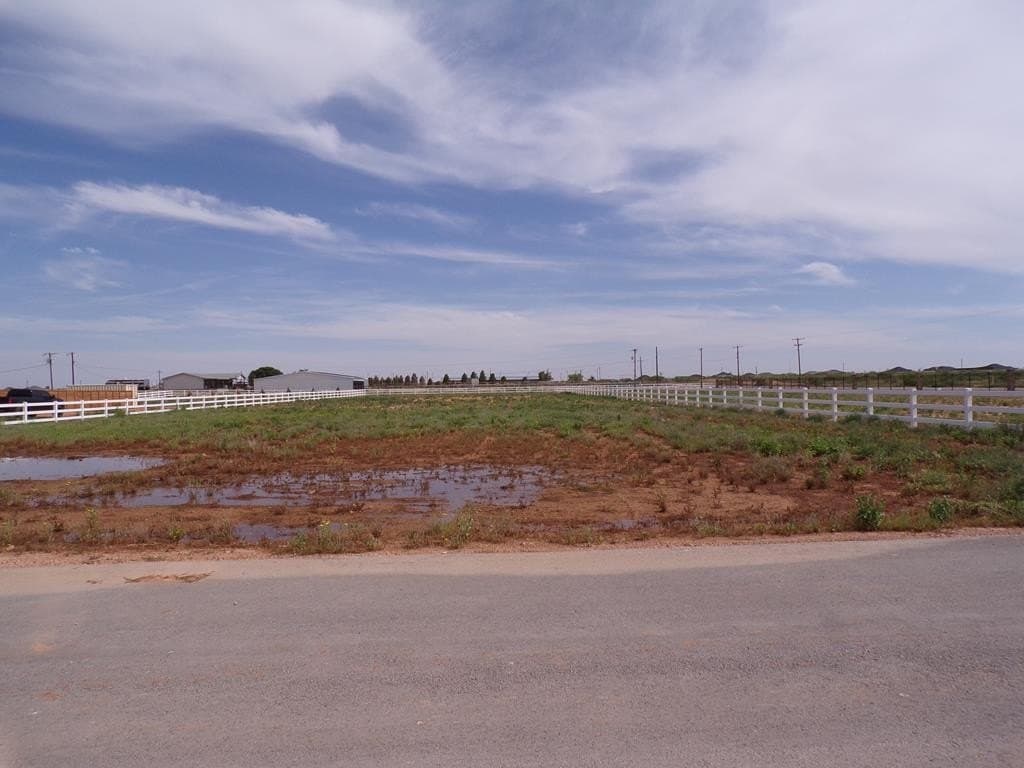 1.19 acres in Midland County