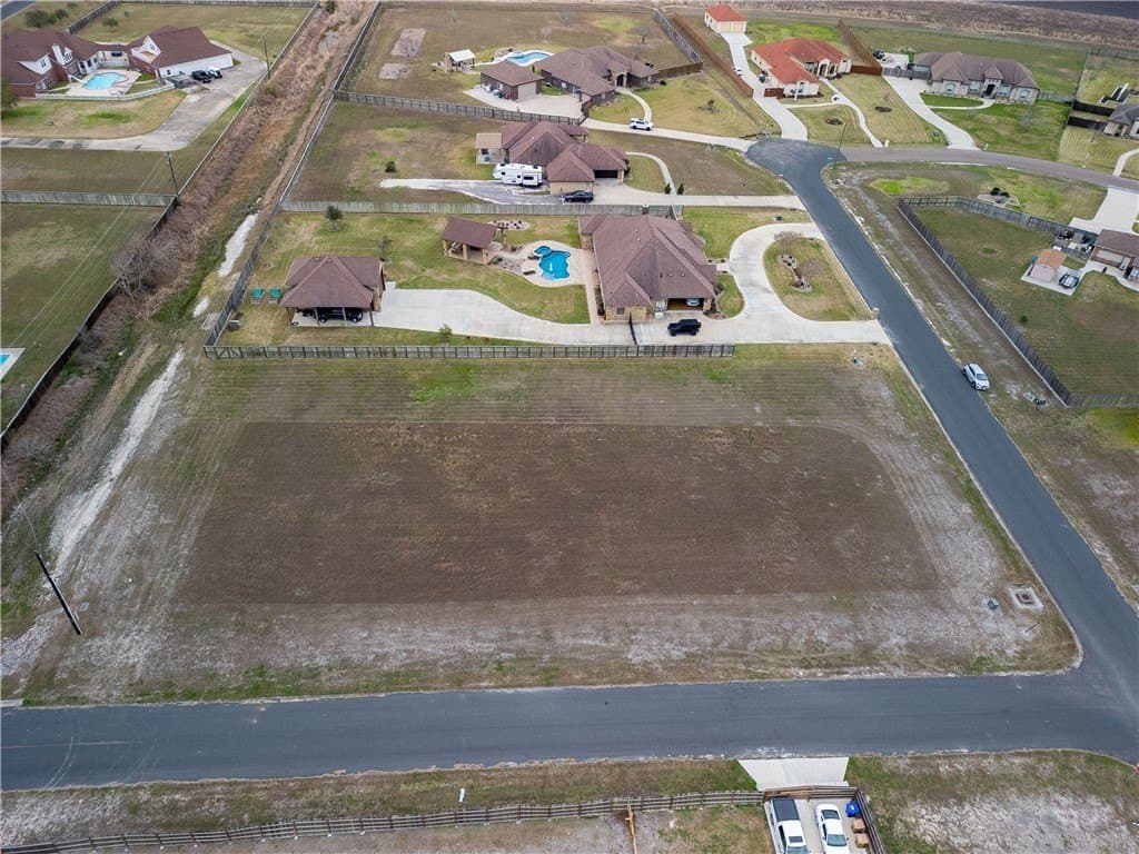 1.02 acres in Nueces County
