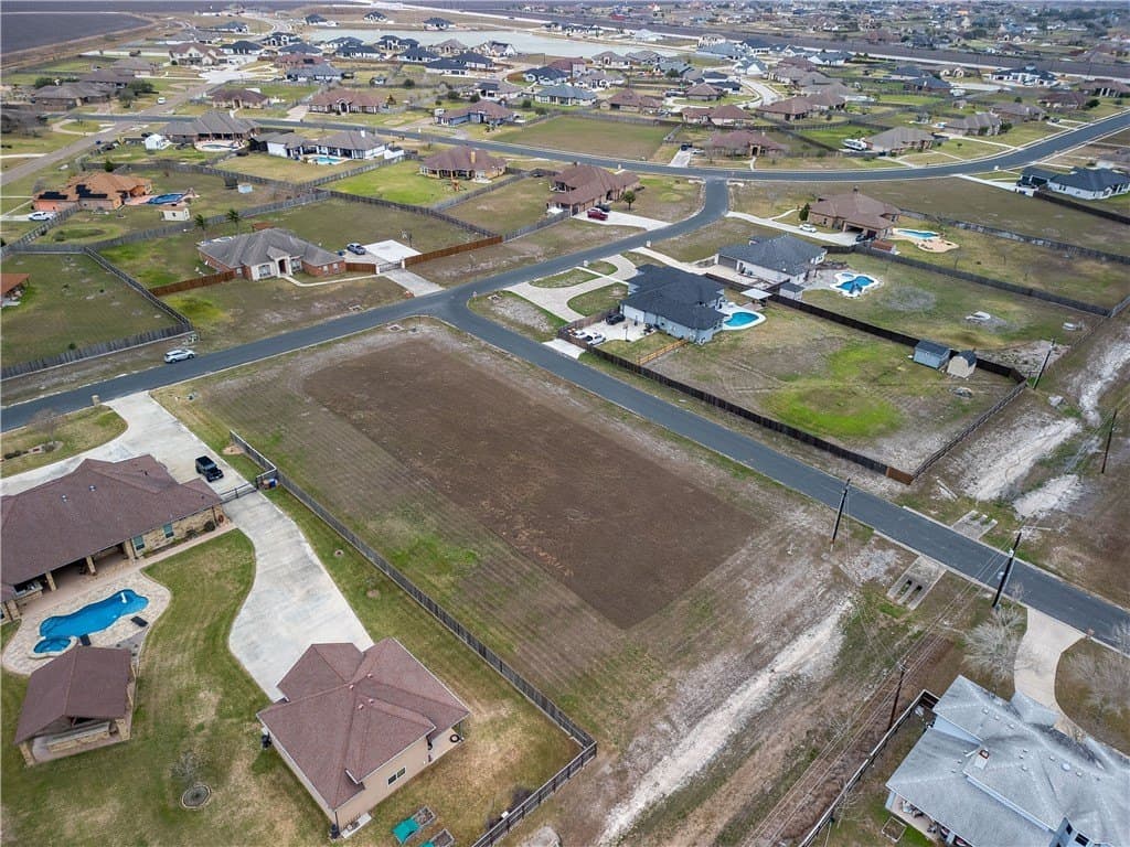 1.02 acres in Nueces County gallery image 2