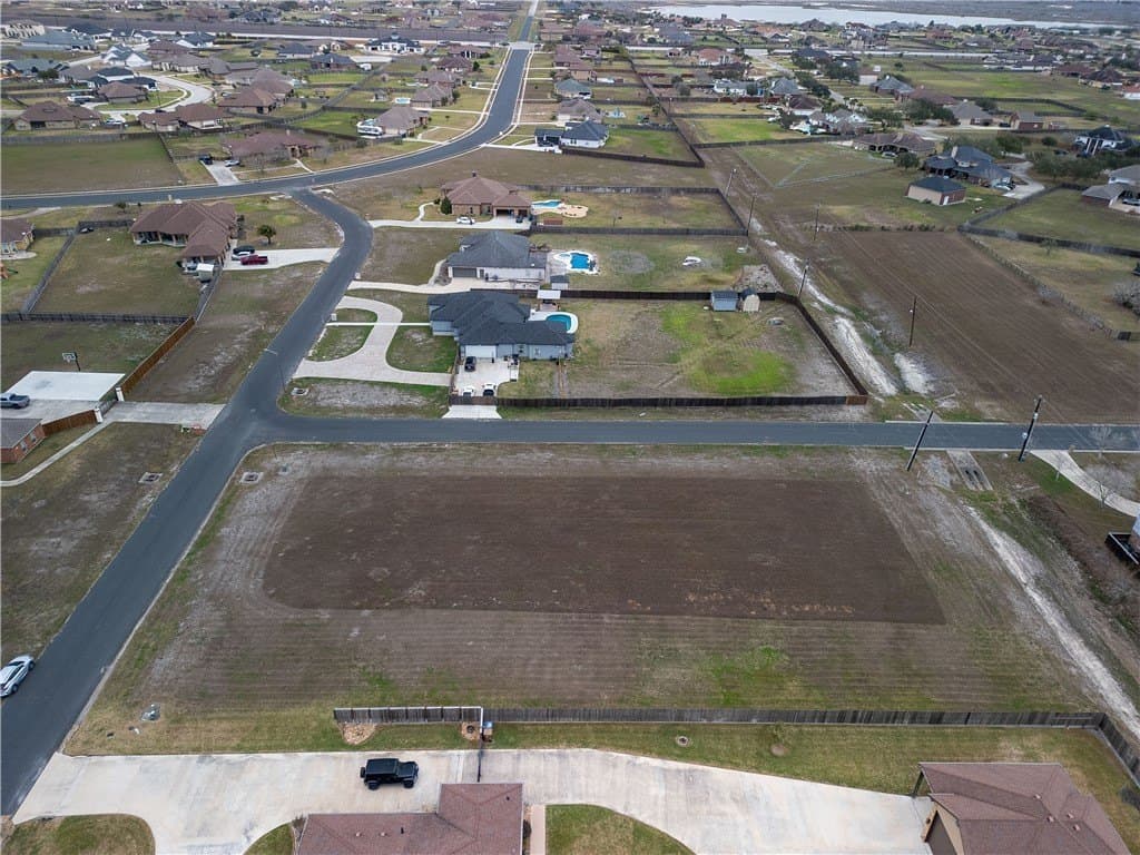 1.02 acres in Nueces County gallery image 3
