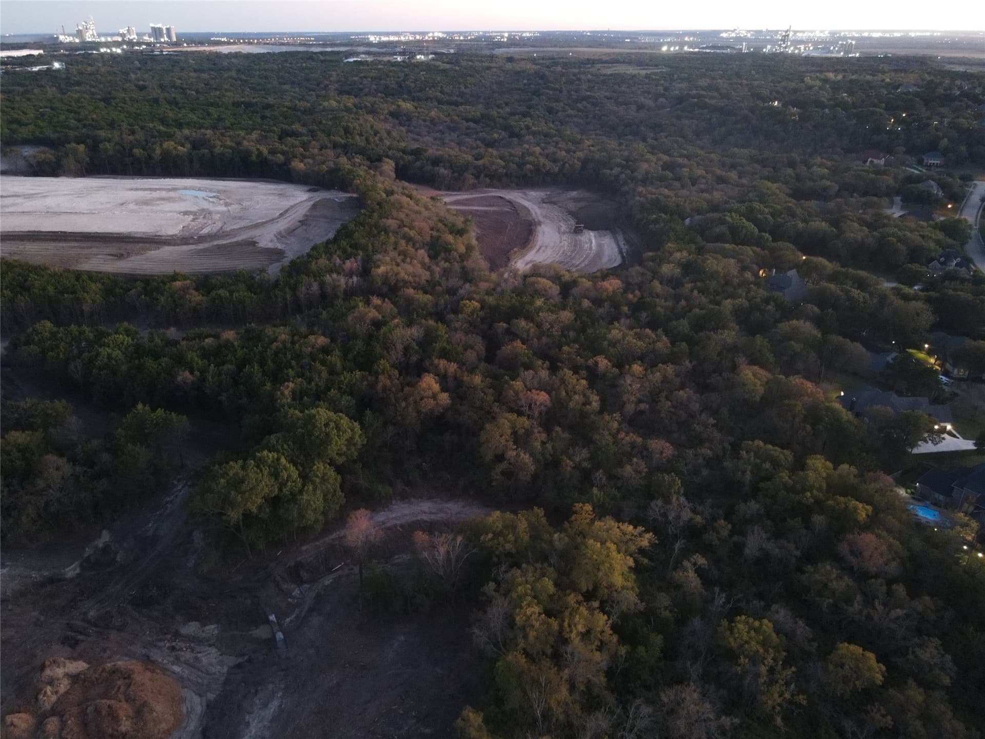 10.1 acres in Ellis County gallery image 2