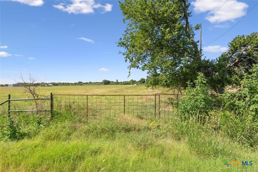 31.25 acres in Bell County - photo 8