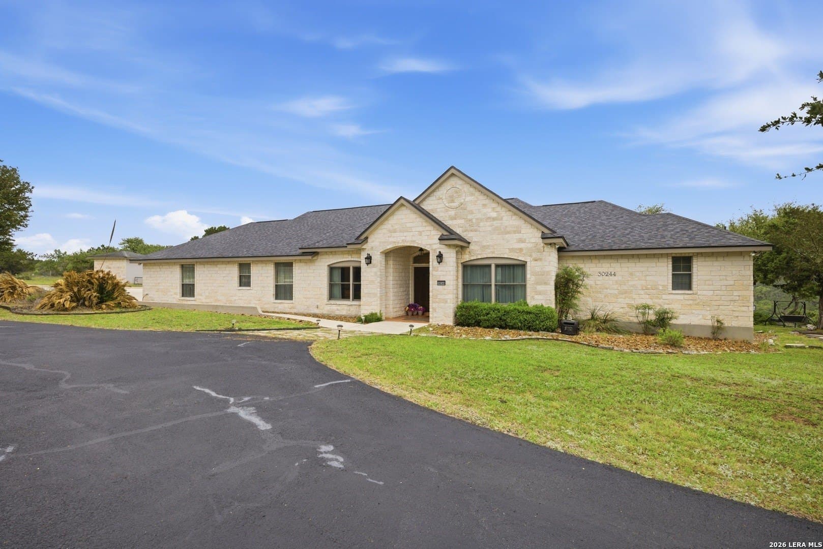 10.39 acres in Comal County gallery image 3
