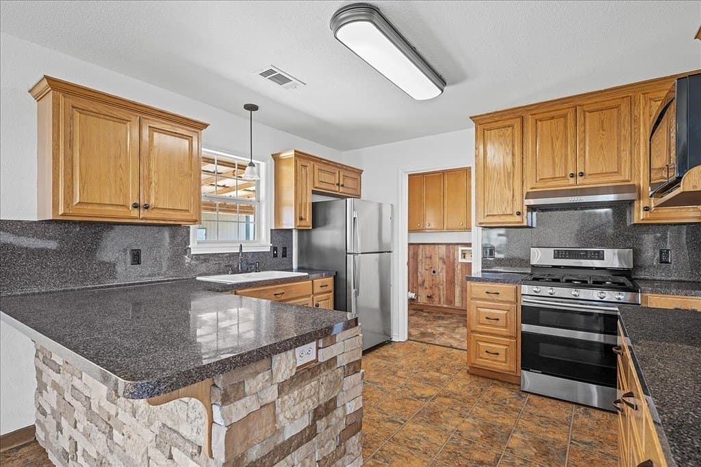 5 acres in Fayette County - photo 8