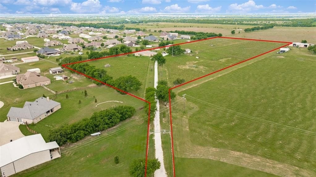 10 acres in Denton County gallery image 2