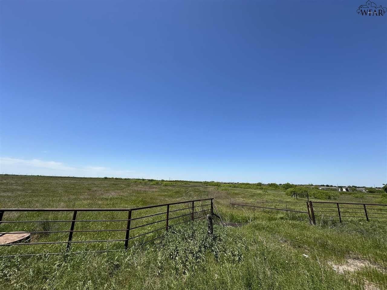 6.63 acres in Wichita County - photo 6