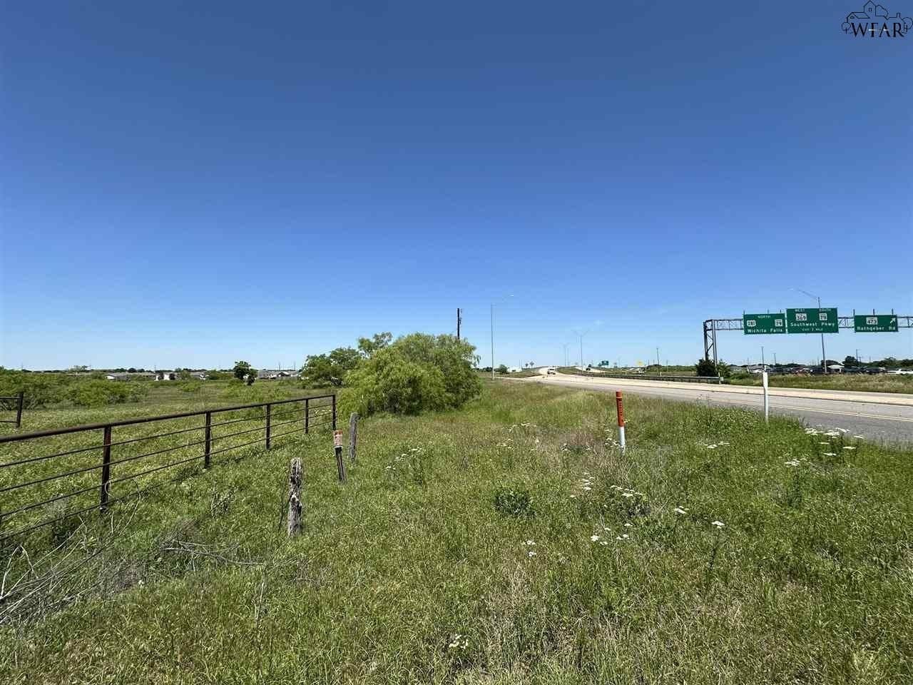 6.63 acres in Wichita County - photo 4