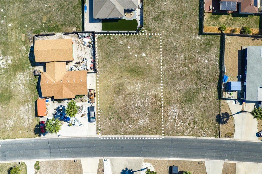 0.17 acres in Nueces County - photo 3