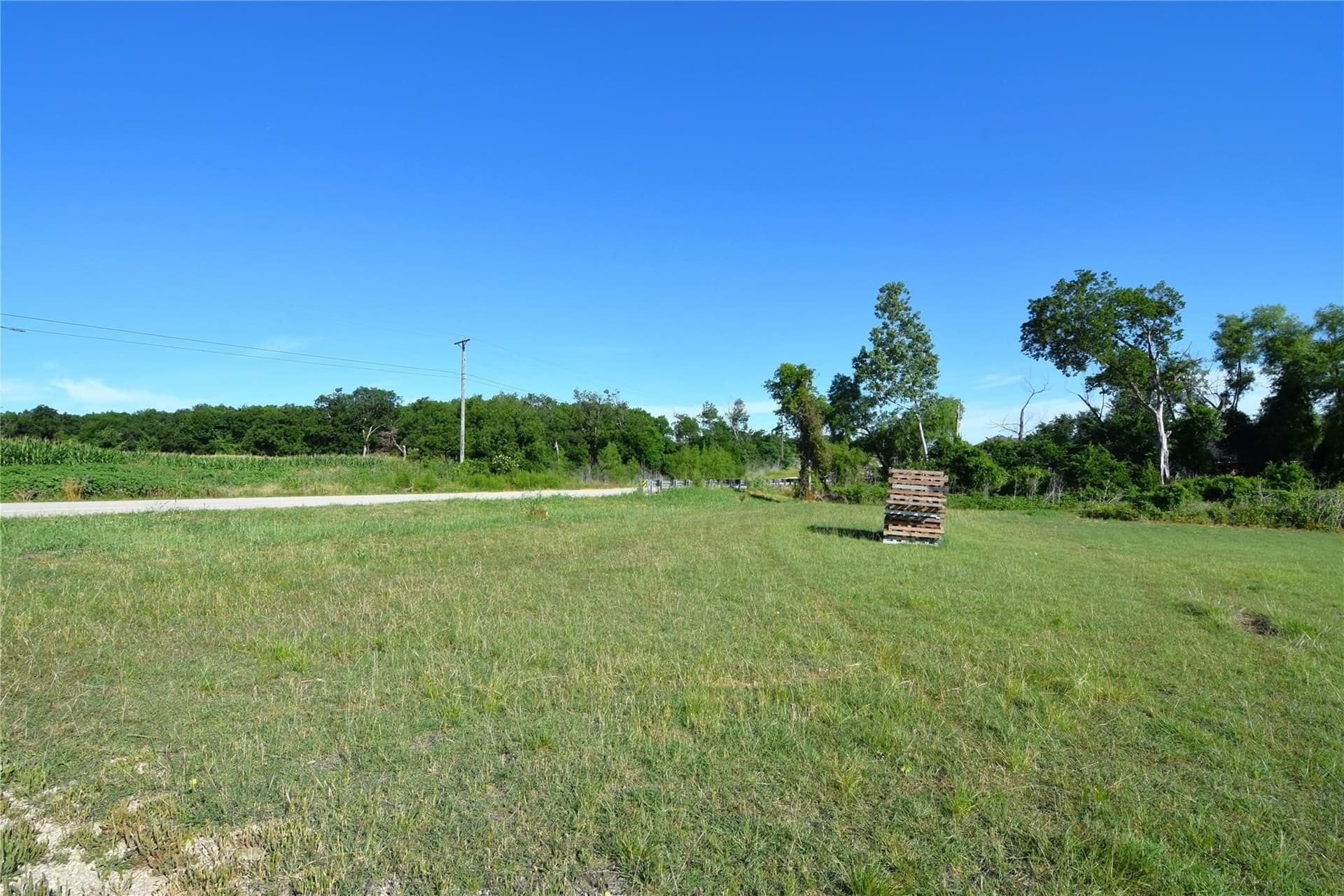 1 acres in McLennan County - photo 9