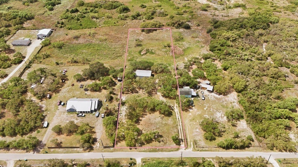 2.5 acres in Aransas County gallery image 2