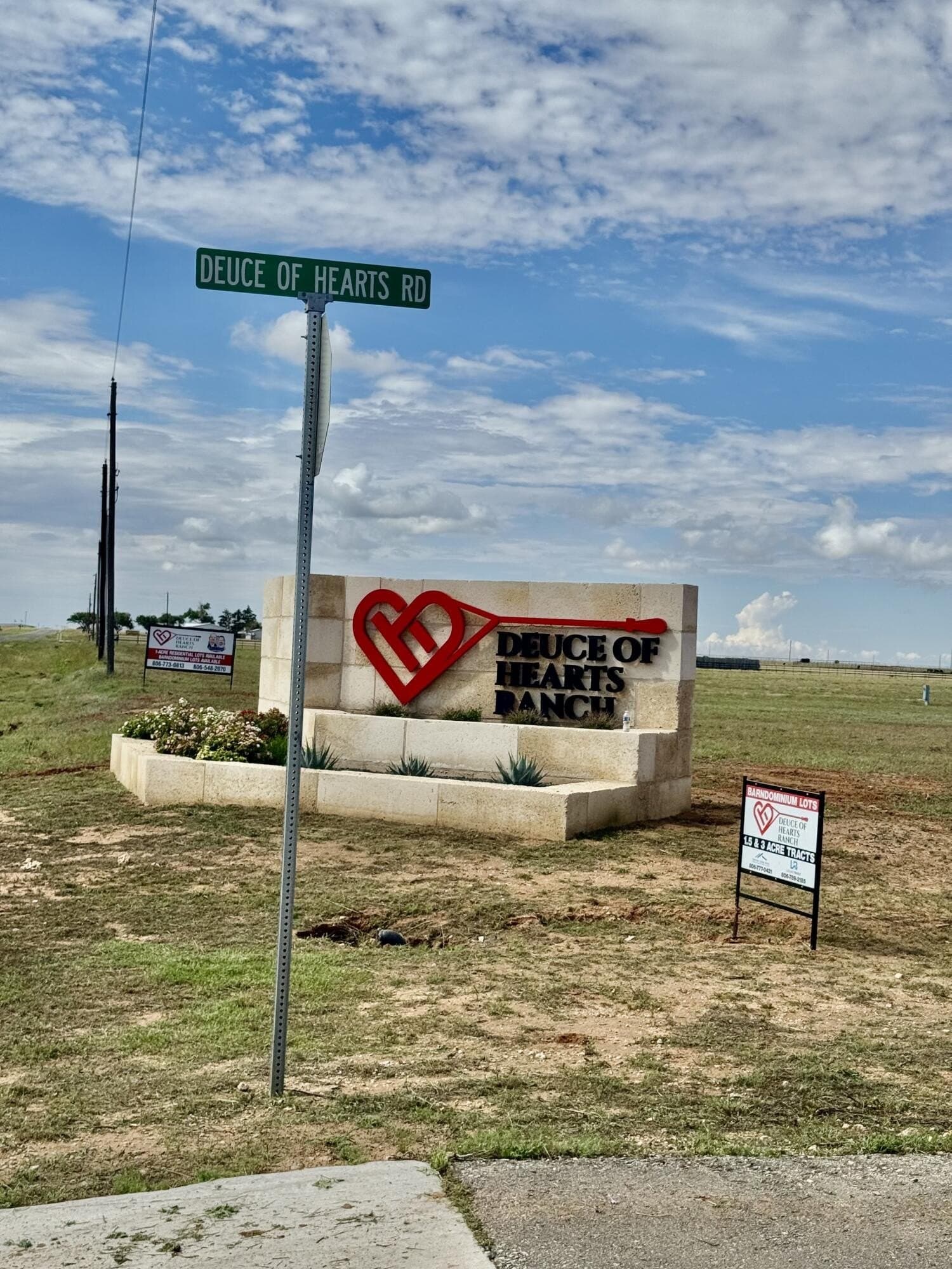 1 acres in Lynn County gallery image 2