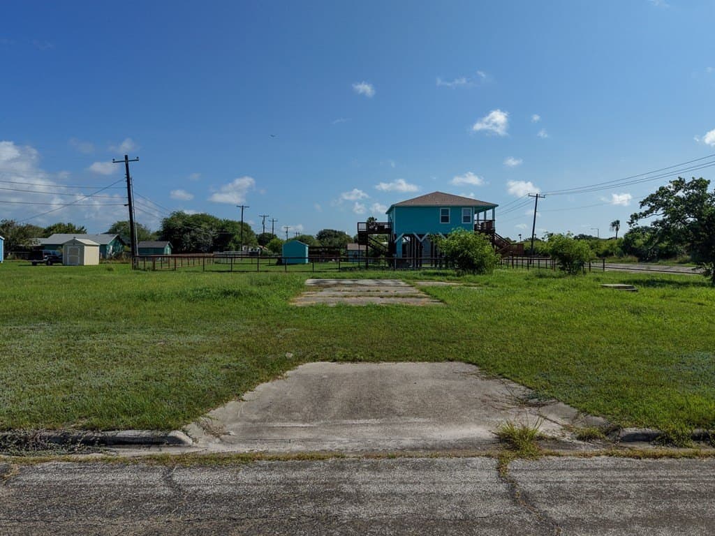 0.37 acres in Texas County gallery image 3