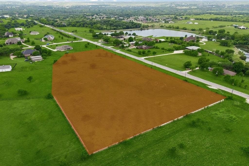 5.74 acres in Parker County gallery image 4