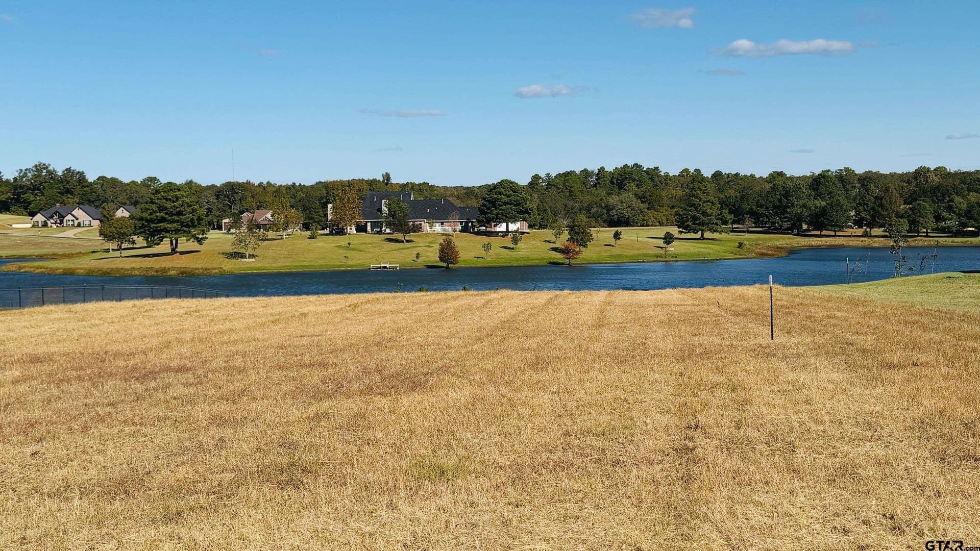 1.26 acres in Smith County