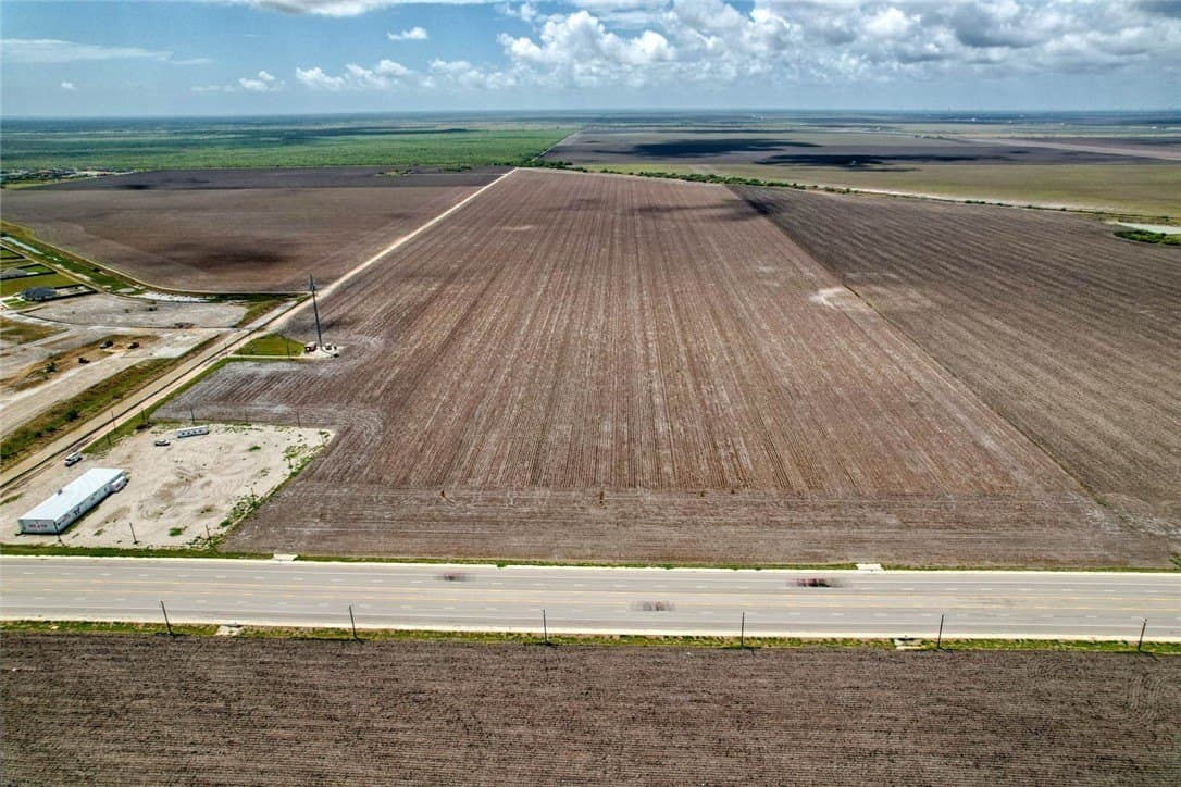 109 acres in Nueces County gallery image 3