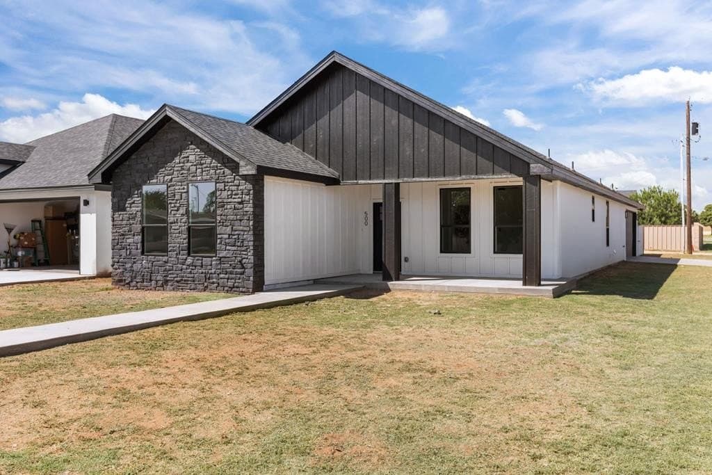 1,983 acres in Andrews County