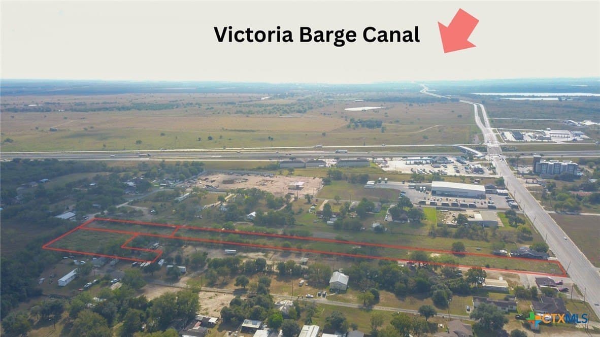 3.92 acres in Victoria County gallery image 3