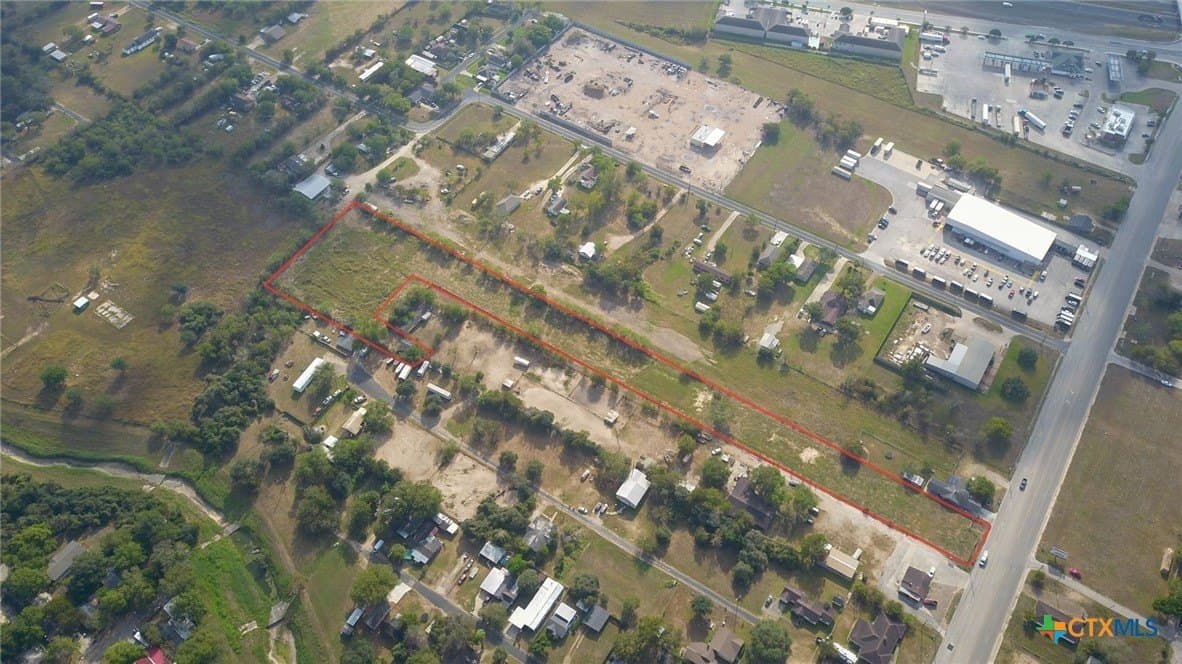 3.92 acres in Victoria County - photo 16