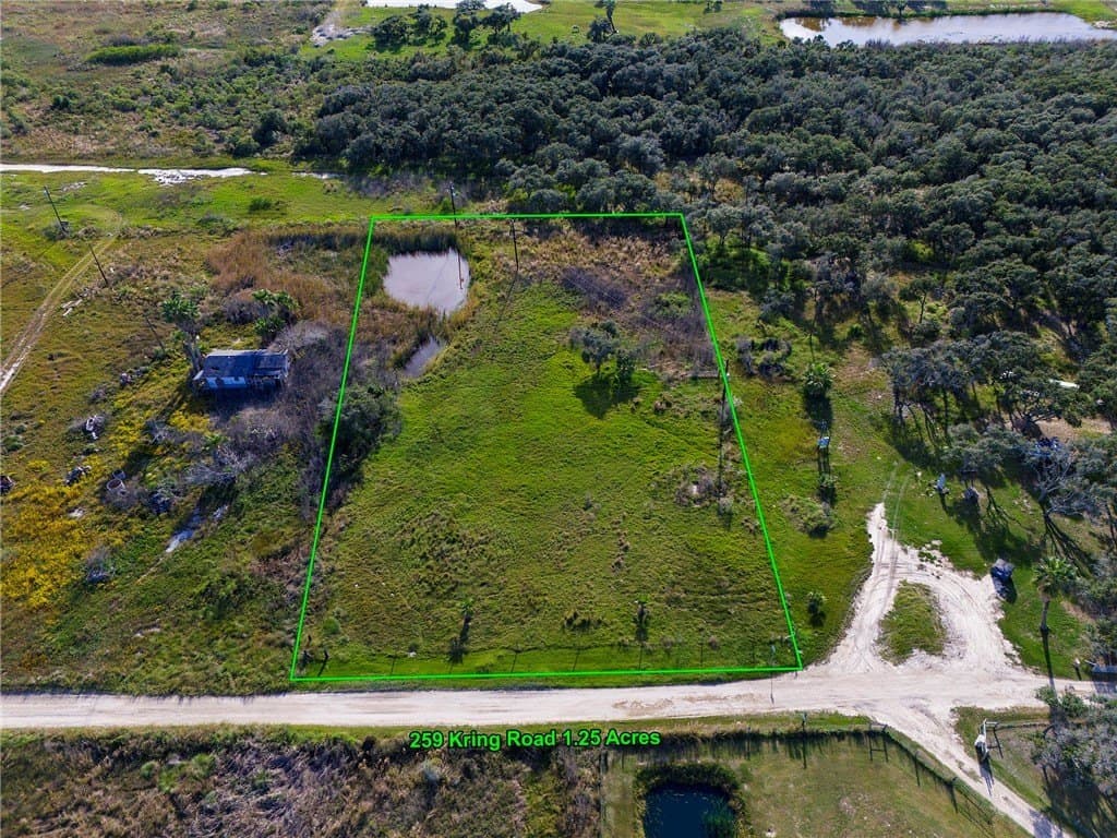 1.25 acres in Aransas County gallery image 4