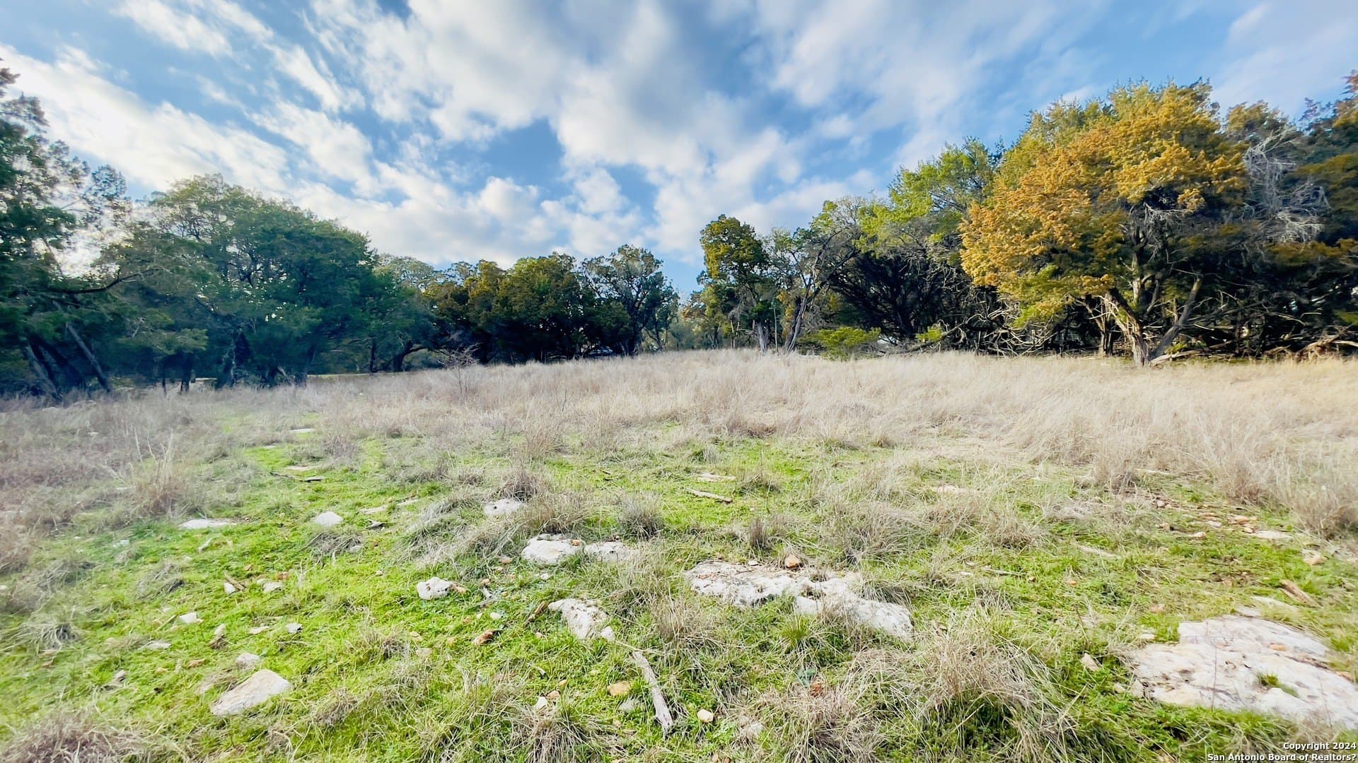 1.71 acres in Comal County - photo 6