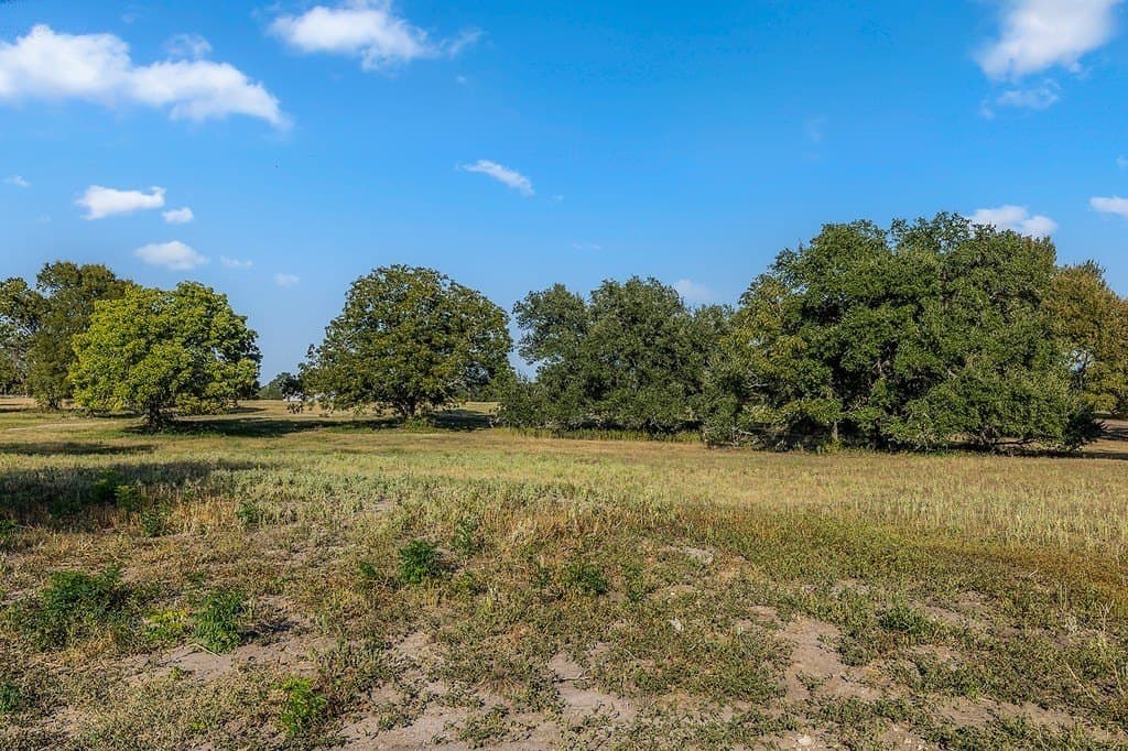 2.7 acres in Fayette County - photo 5