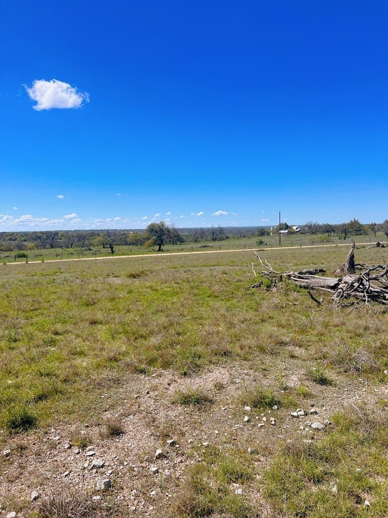 14.35 acres in Gillespie County - photo 6
