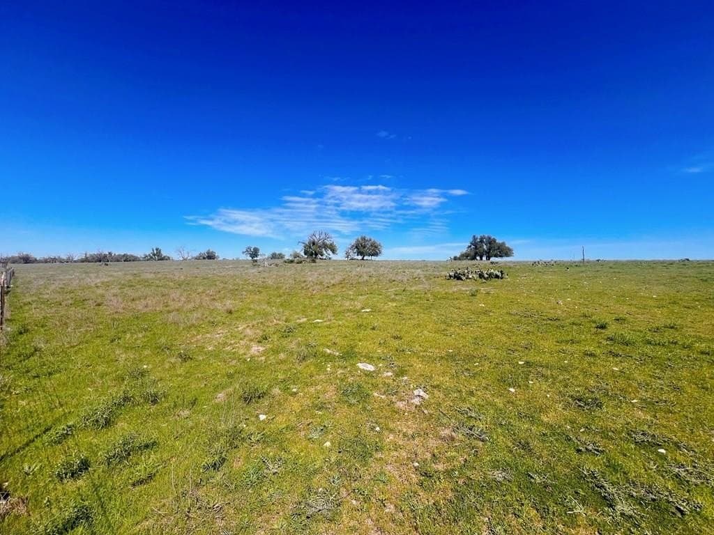 14.35 acres in Gillespie County