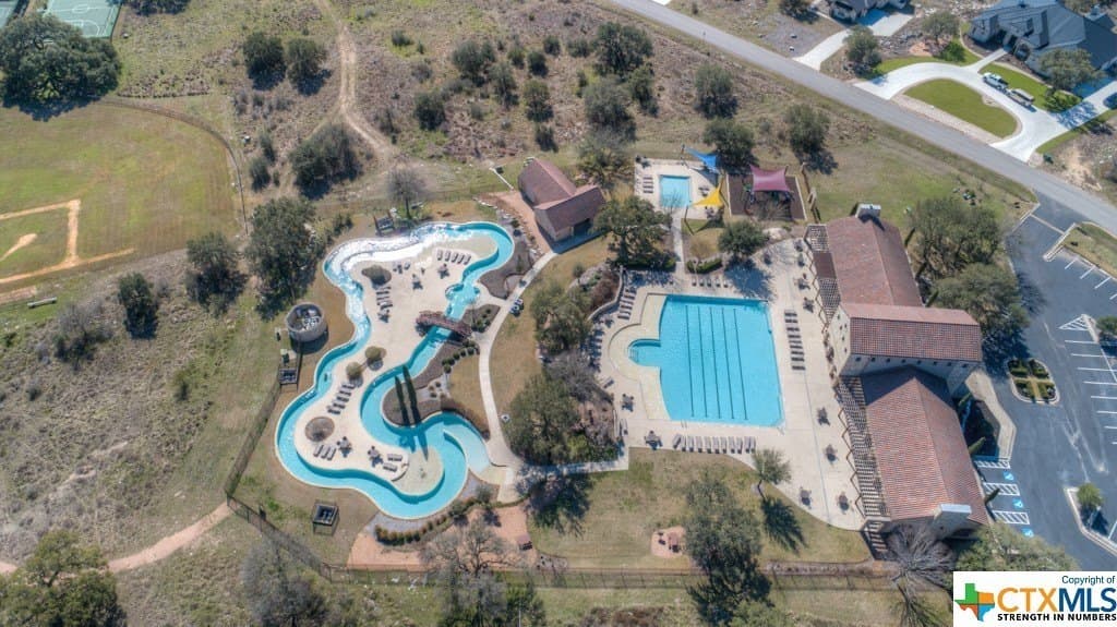 1.15 acres in Comal County - photo 8