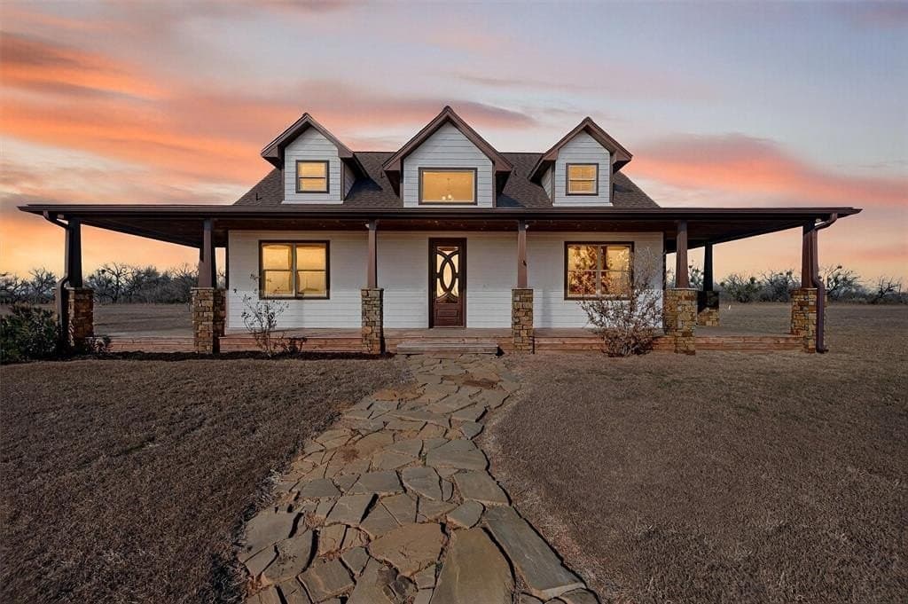 10.02 acres in Young County