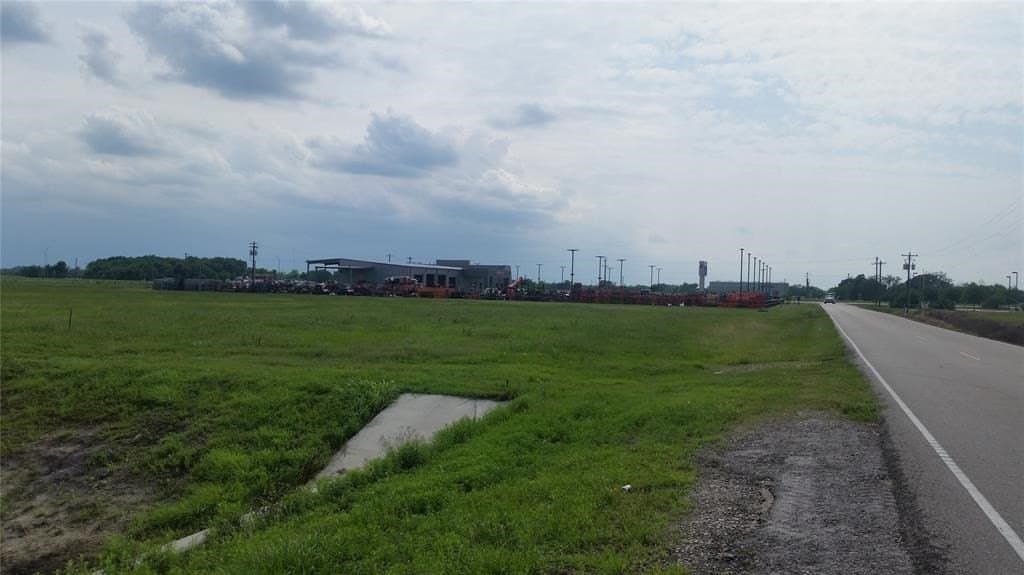 10.93 acres in Texas County gallery image 3