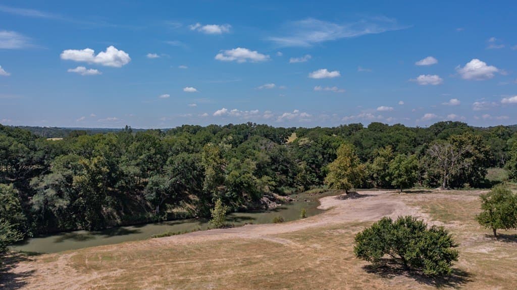 6.6 acres in Gillespie County gallery image 2