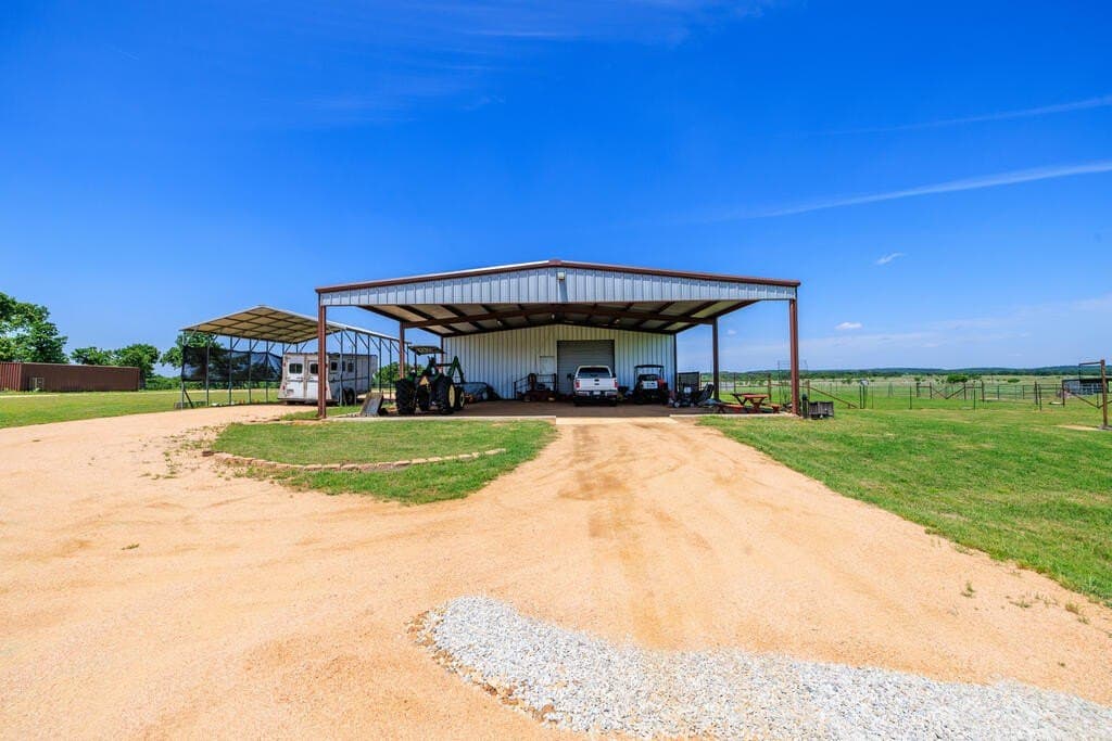 48.09 acres in Gillespie County - photo 23