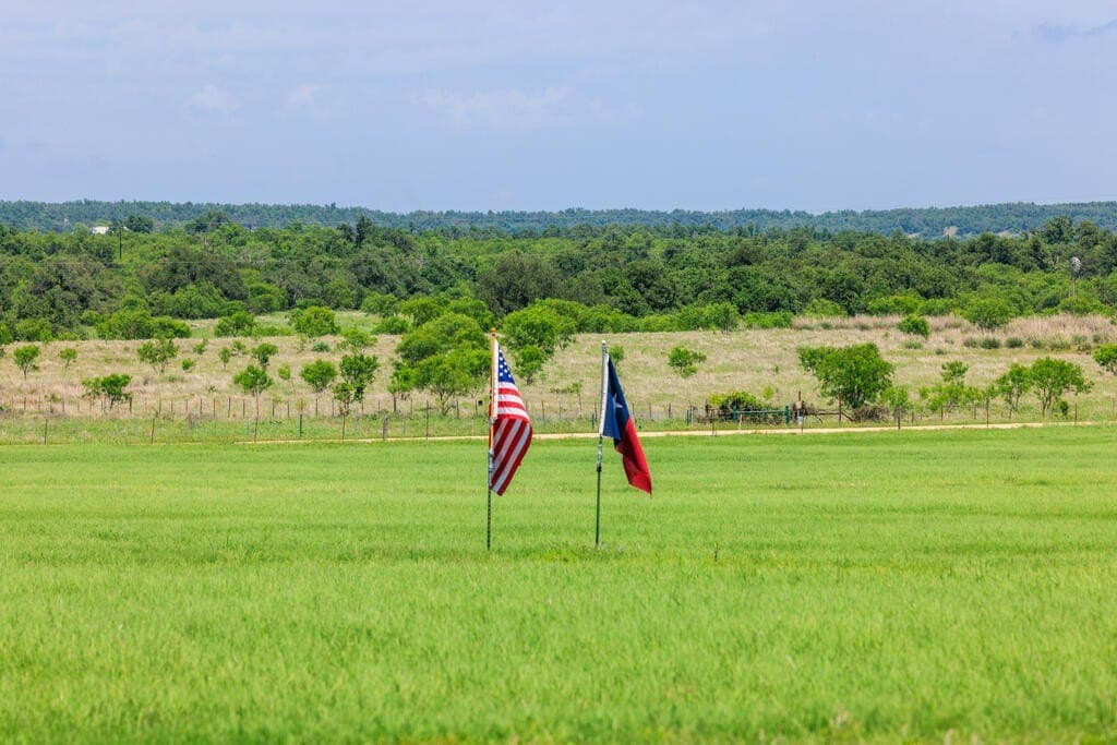 48.09 acres in Gillespie County - photo 19