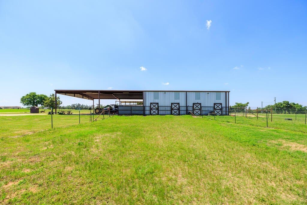 48.09 acres in Gillespie County - photo 30