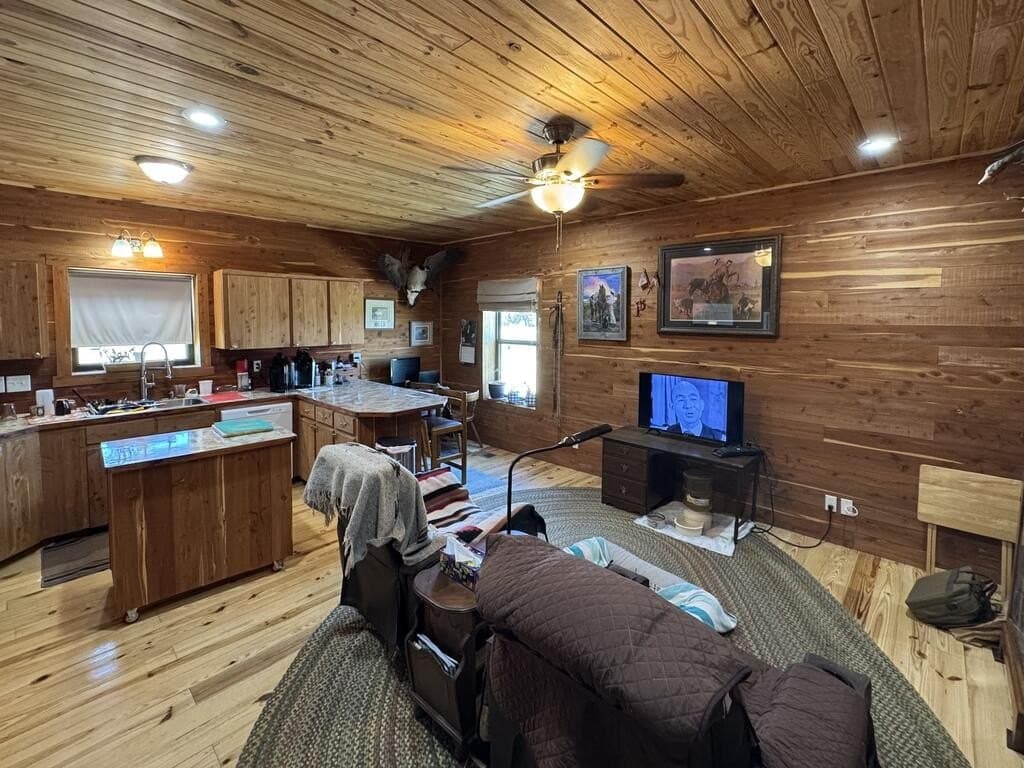 48.09 acres in Gillespie County - photo 39