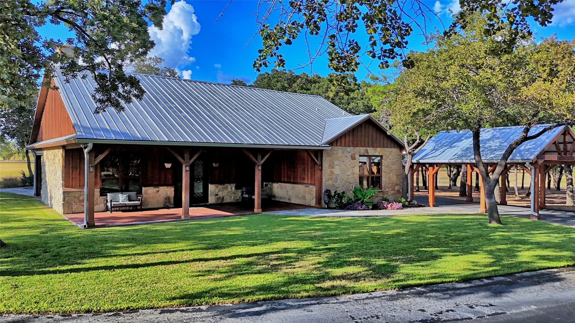 15 acres in Montague County - photo 2