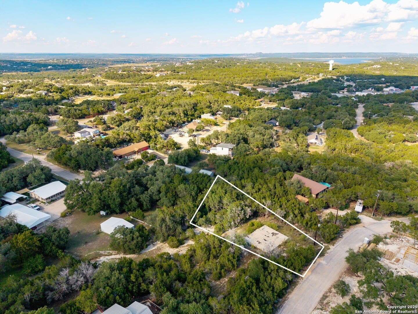 0.31 acres in Comal County - photo 3
