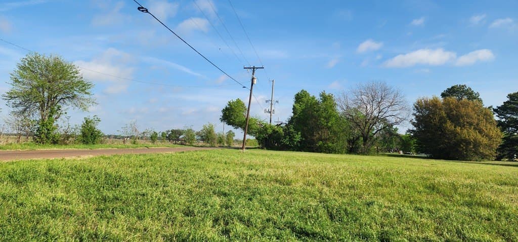 0.17 acres in Henderson County gallery image 2