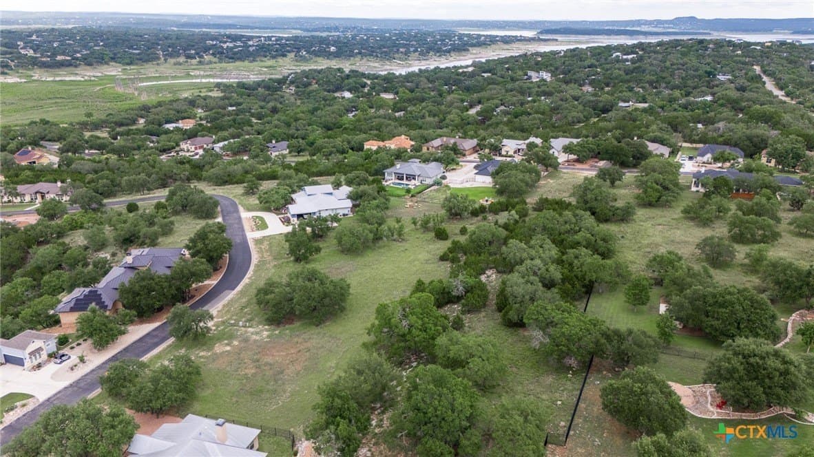 0.51 acres in Comal County - photo 10