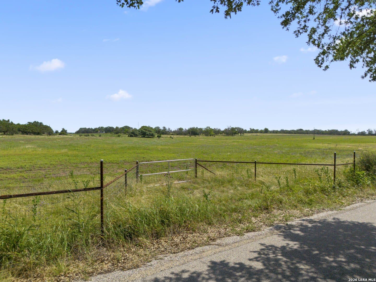 10 acres in Kerr County