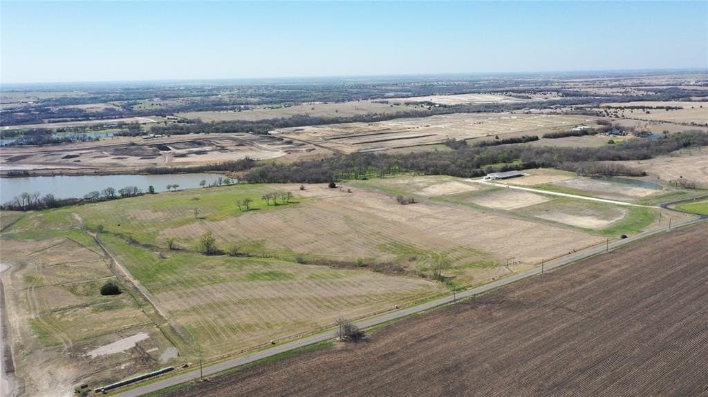 12 acres in Collin County gallery image 4