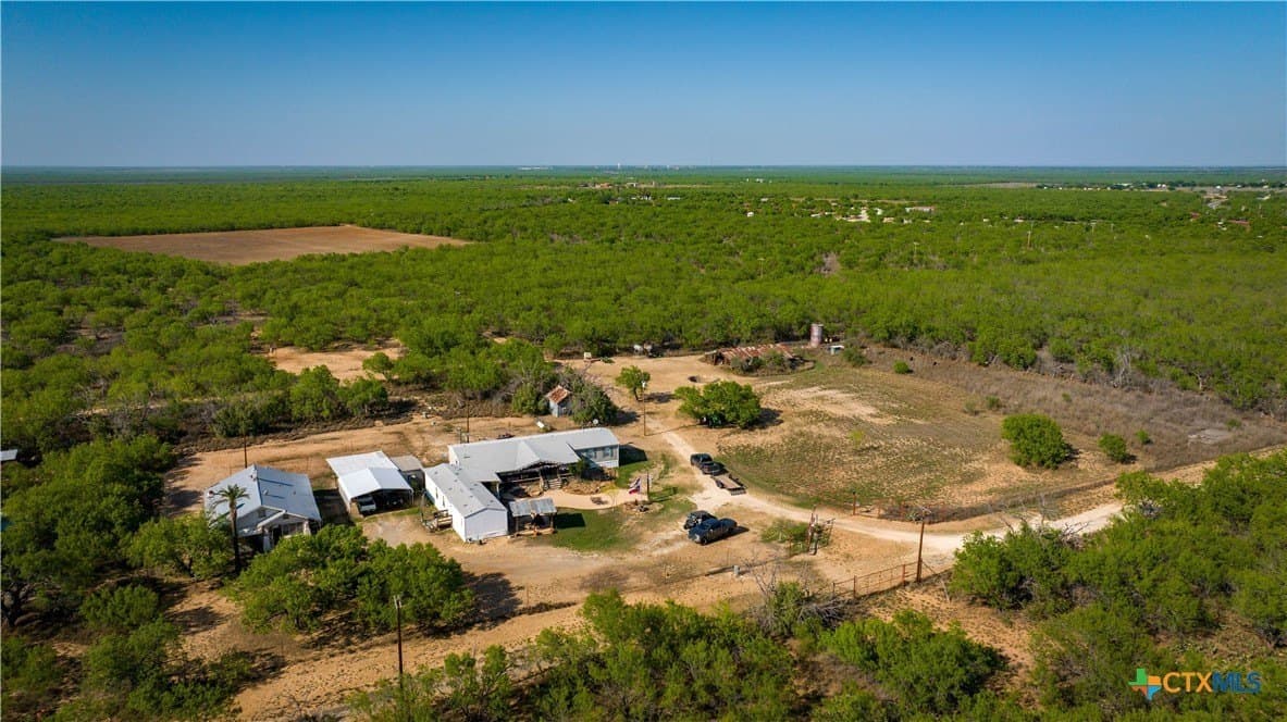 1,222 acres in Dimmit County featured view