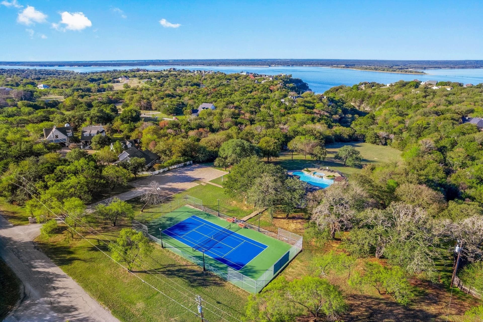 0.25 acres in Hill County - photo 3